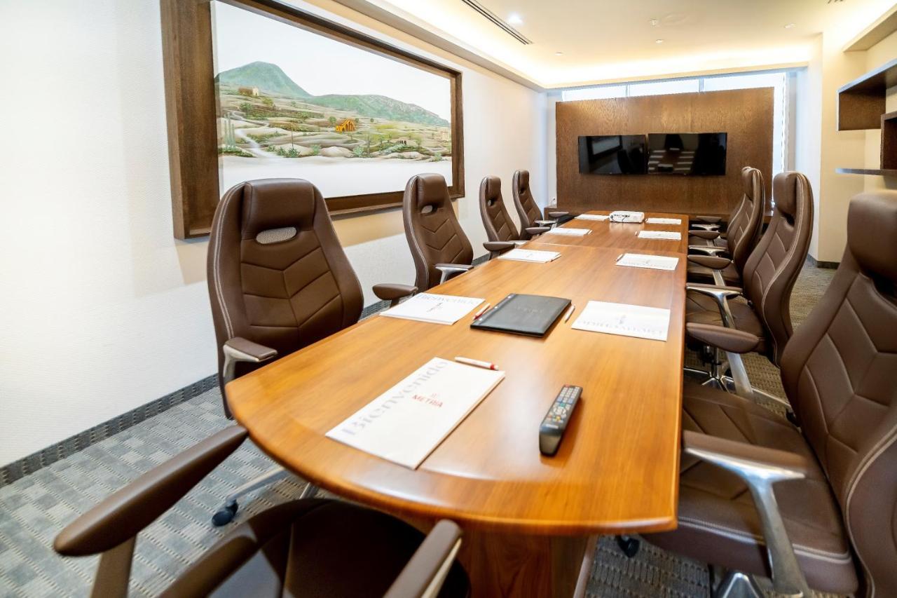Metria Hotel Leon Exterior photo Boardroom at the University of the Free State