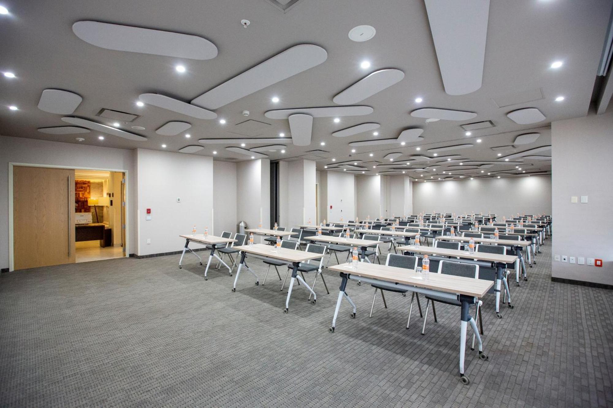 Metria Hotel Leon Exterior photo Meeting room