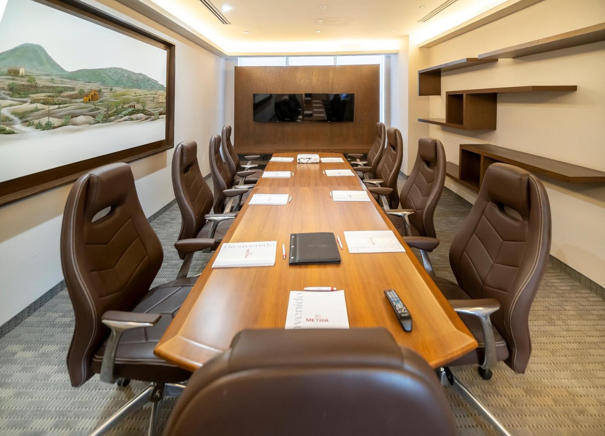 Metria Hotel Leon Exterior photo Boardroom at the headquarters of the National Bank of Greece