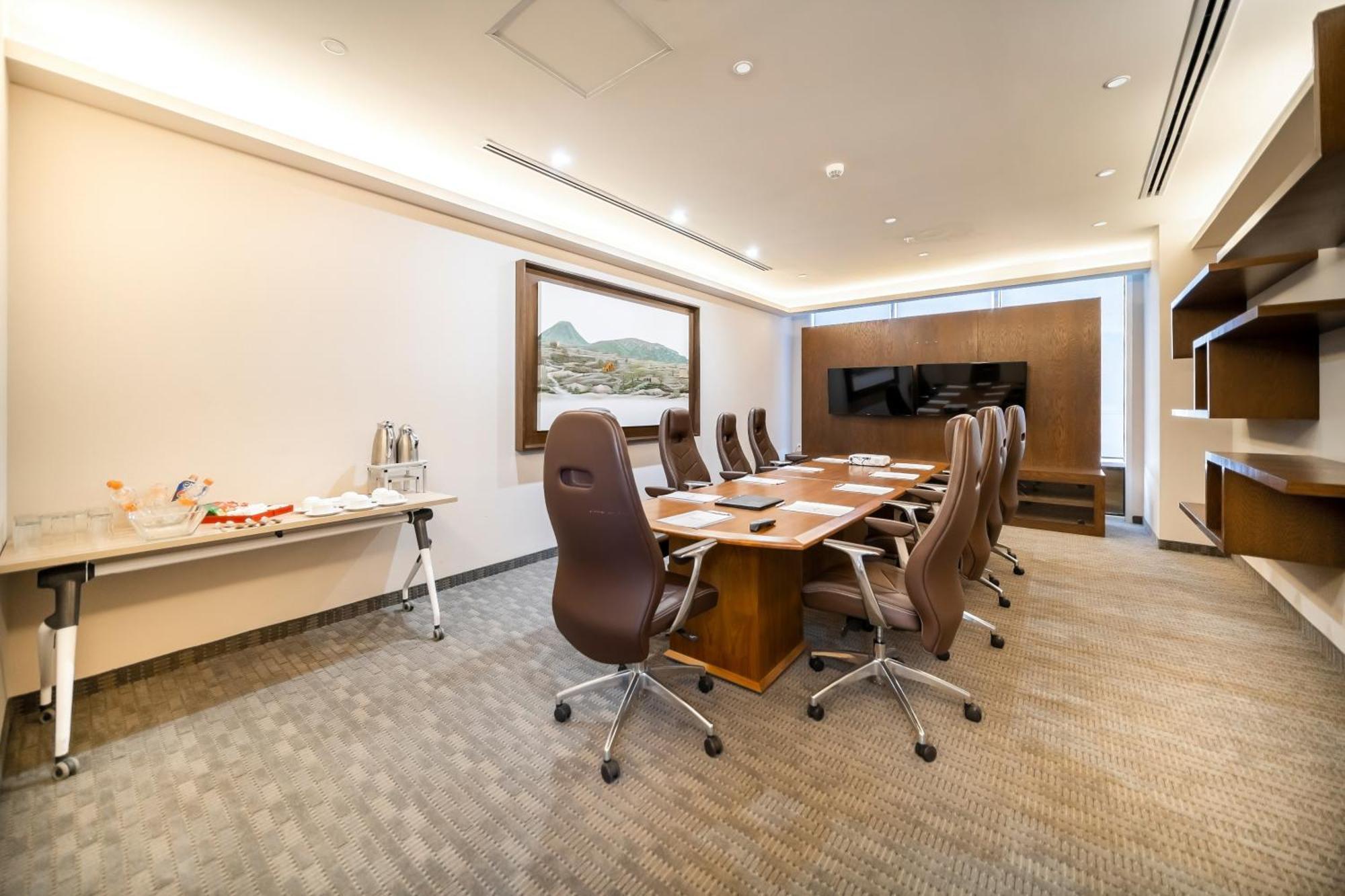 Metria Hotel Leon Exterior photo Meeting room at the hotel